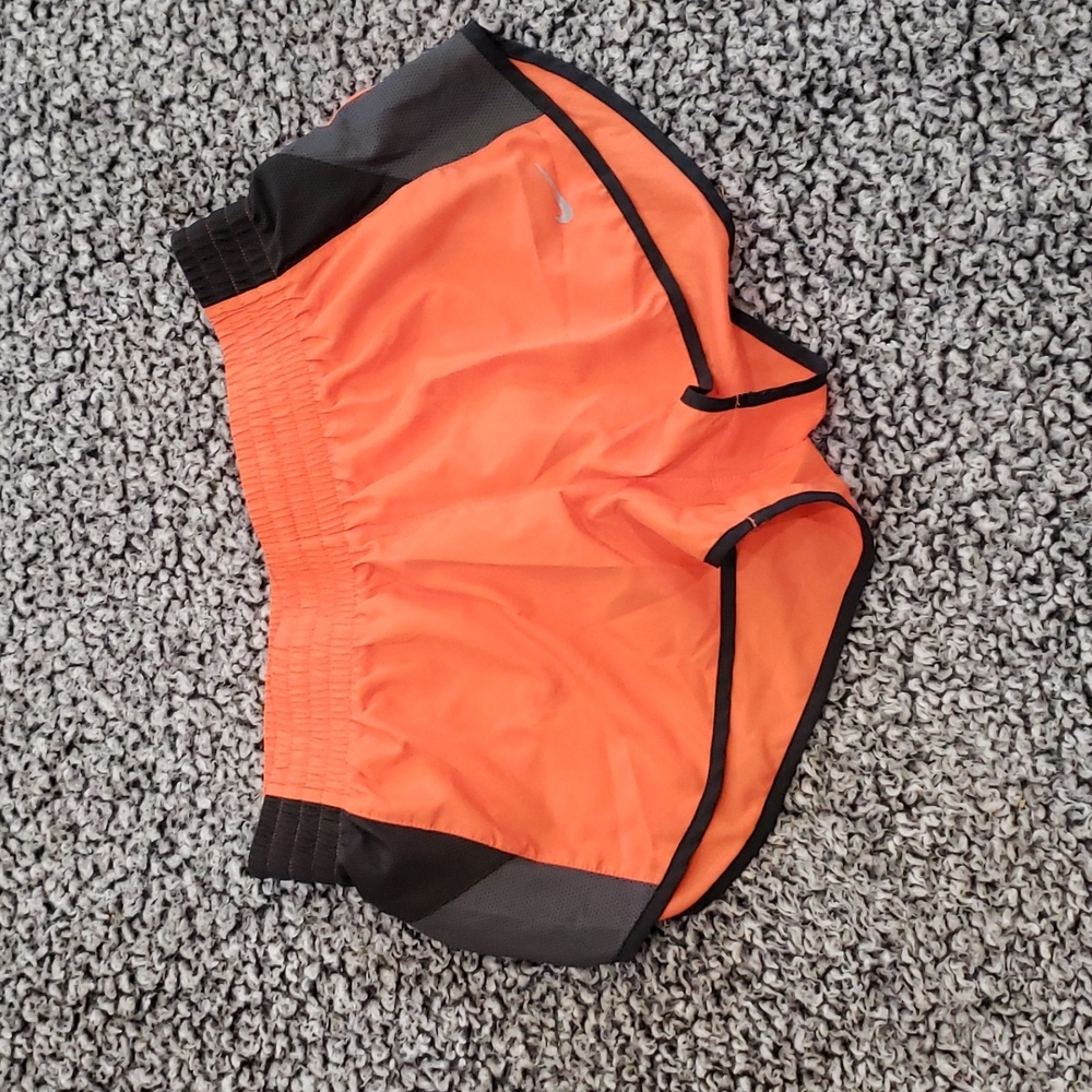 Nike DriFit Shorts Women's Sz M Orange